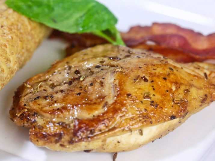 Куриное филе с паприкой в фольге в духовке рецепт с фото пошагово - 1000.menu