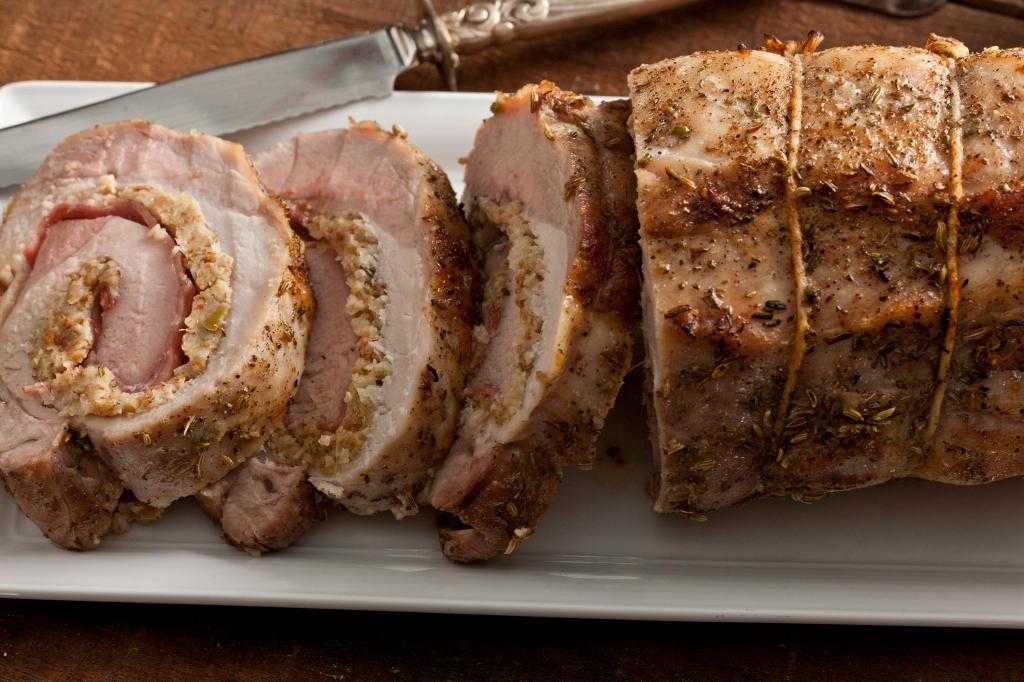 Вкусная и сочная свиная вырезка в духовке — рецепт в рукаве для запекания
