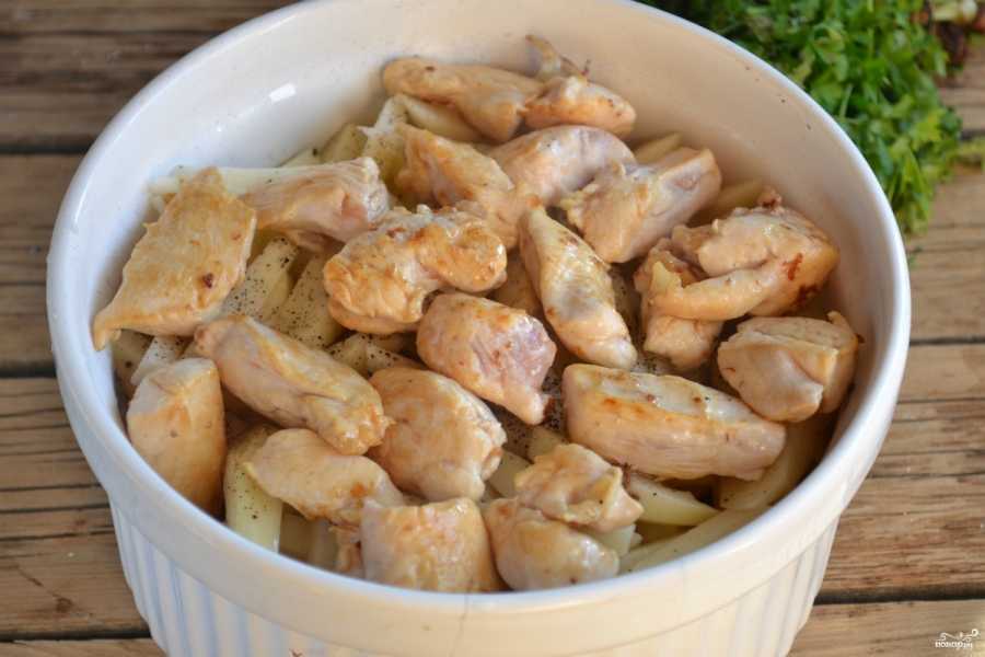 Картофель с филе курицы в духовке