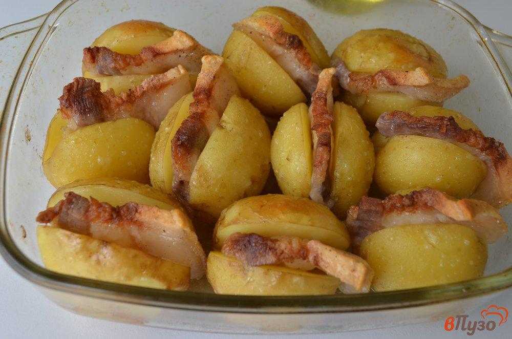 Картошка с салом и луком, запеченная на шпажках, в духовке | волшебная eда.ру