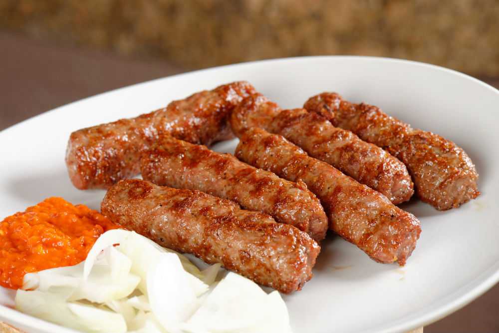 Чевапчичи - что это такое, пошаговые рецепты приготовления балканских колбасок с фото