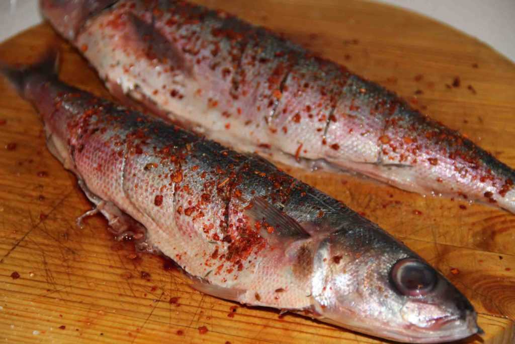 Рецепты приготовления рыбы красноглазки с фото, как приготовить с томатным соусом, овощами