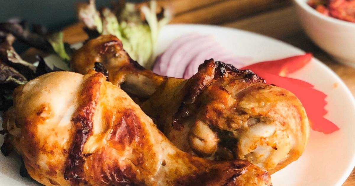 Куриные окорочка в духовке с хрустящей корочкой – 8 очень вкусных рецептов