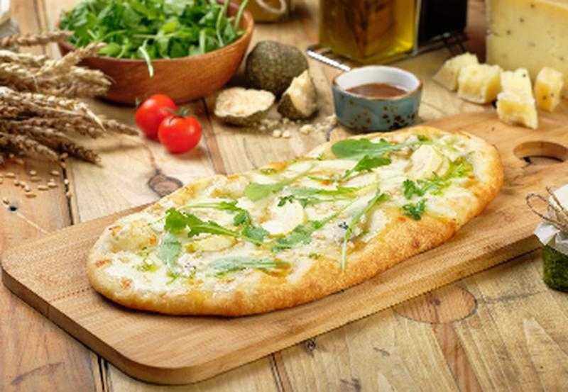 Пицца с грушами: вкусные рецепты с сыром, луком, мясом, ветчиной и тыквой