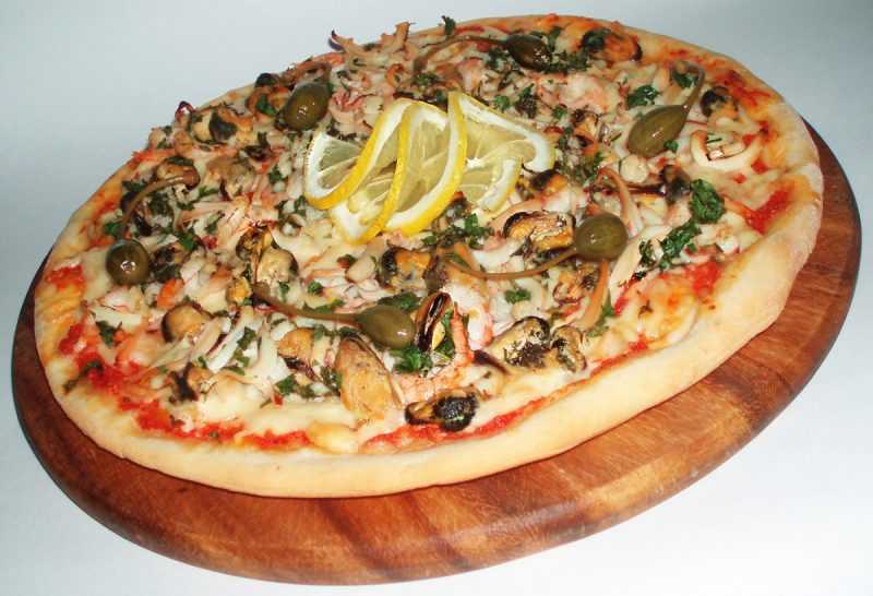 Пицца с морепродуктами в масле. как делается пицца с морепродуктами? лучшие рецепты